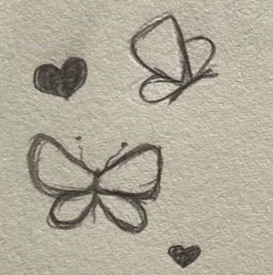 Borboletas e corações fáceis para desenhar no tédio