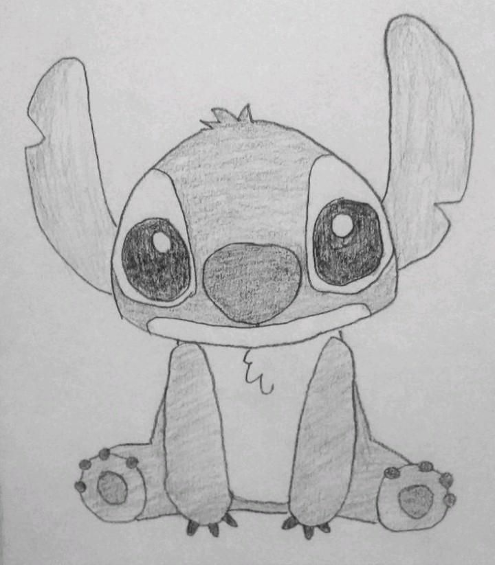 Desenho a Lápis Stitch sentado para desenhar