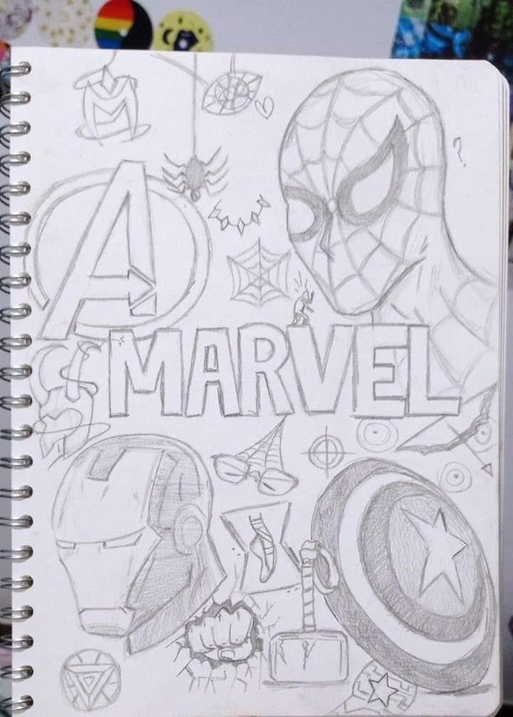 Desenho para Desenhar no Caderno de super-heróis da Marvel