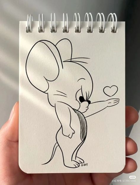 Desenhos Fofos: Ratinho com coração para desenhar